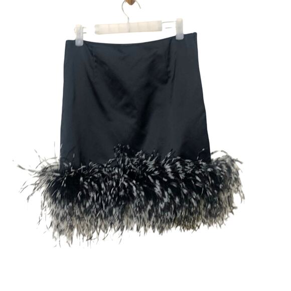 Per Se by‎ Carlisle Satin Pencil Mini Skirt with Feather Hemline. sz 6 Gorgeous! - Picture 5 of 6